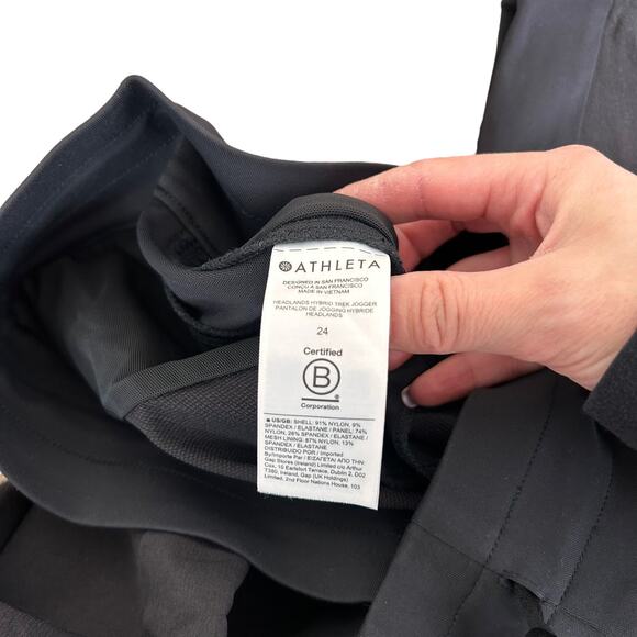 Athleta Black Headlands Hybrid Trek Joggers Sz 24 - Picture 6 of 8